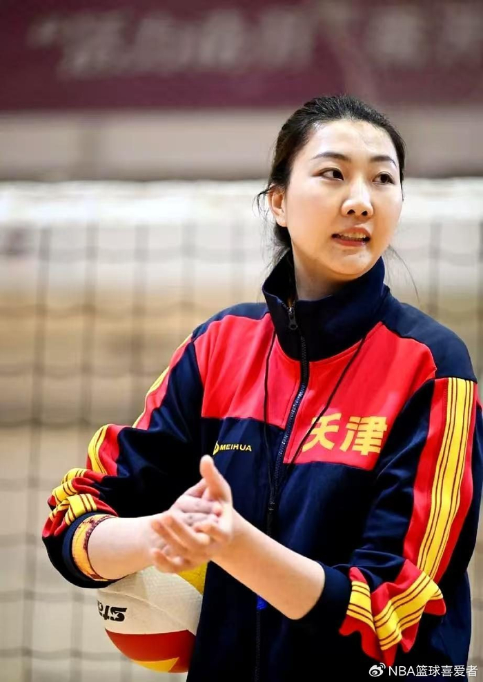 乐虎体育官方入口-正式复出？袁心玥驰援女排？新华社报道，谁注意袁心玥举动|刁琳宇|中国女排|排球|全运会|洛杉矶奥运会_新浪体育_新浪新闻